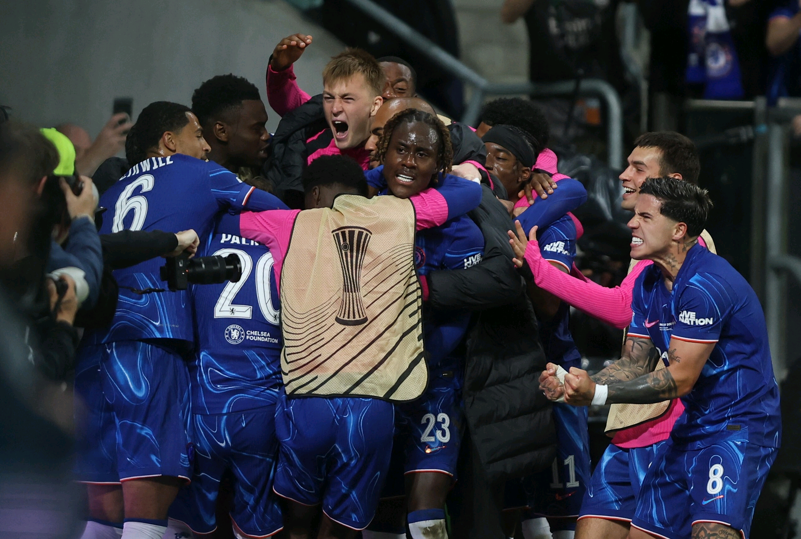 纽卡斯尔迎欧篮联关键赛,冲刺阶段强势反弹,管理层满意,球队文化再被提及的简单介绍 纽卡斯尔迎欧篮联关键赛,冲刺阶段强势反弹,管理层满意,球队文化再被提及的简单介绍